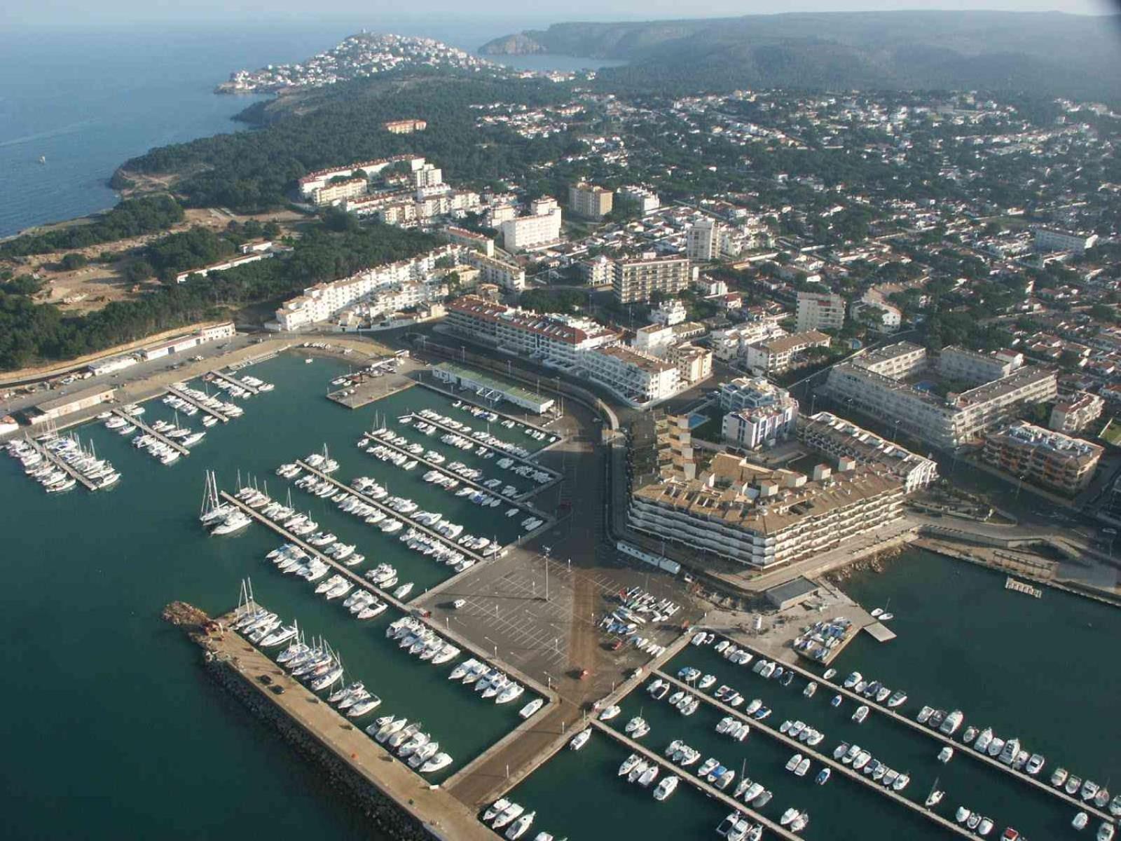 Passeig Del Mar - Apartamentos Primera Linea Л'Аскала Екстер'єр фото